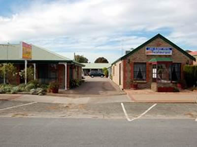 Lake Albert Motel - Yarra Valley Accommodation 0
