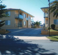 AA Madalena Court Holiday Apartments - Yarra Valley Accommodation