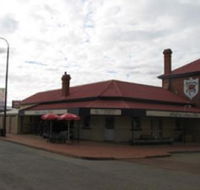 Bedford Arms Hotel - Yarra Valley Accommodation