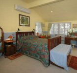 Main Creek Bower - Yarra Valley Accommodation