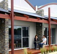 A must  Coonawarra - Yarra Valley Accommodation