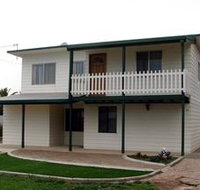Louth Bay Holiday Apartment - Yarra Valley Accommodation