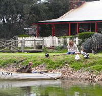 Stonewell Cottages and Vineyards - Yarra Valley Accommodation