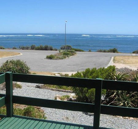 Oaklands Beach House - Yarra Valley Accommodation 1
