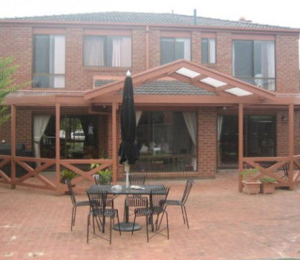 Lakeside Getaway - Yarra Valley Accommodation 4