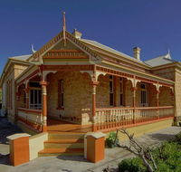 Myras Moonta Retreat - Yarra Valley Accommodation