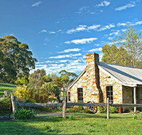 Adelaide Hills Country Cottages - Gum Tree Cottage - Yarra Valley Accommodation