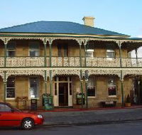 Richmond Arms Hotel - The - Yarra Valley Accommodation