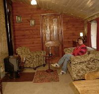 Colonial Cottages of Ross - Historic Hudson Cottage - Yarra Valley Accommodation