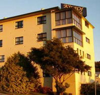 Menai Hotel - Yarra Valley Accommodation