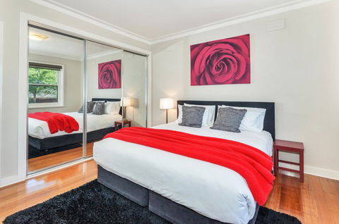 Lake Wendouree Luxury Apartments - Yarra Valley Accommodation 4