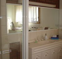 Murray Bank Holiday Units and Yabby Farm - Yarra Valley Accommodation