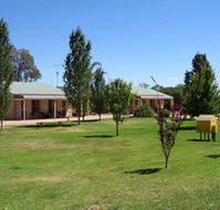 Narrandera Caravan Park - Yarra Valley Accommodation