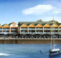Quality Suites Crest Mandurah - Yarra Valley Accommodation