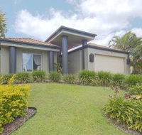 Avon Lodge Bribie Island - Yarra Valley Accommodation