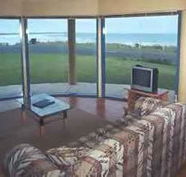 Horizons Beachfront Apartment - Yarra Valley Accommodation