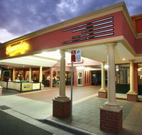 The Commodore Motor Inn - Yarra Valley Accommodation