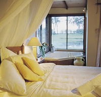 Lake Weyba Cottages - Yarra Valley Accommodation
