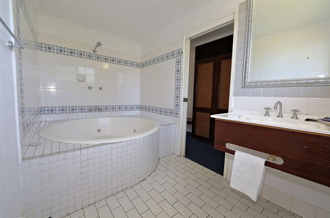 Alexandra Park Motor Inn - Yarra Valley Accommodation 4
