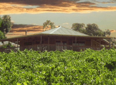 Mclaren Ridge Log Cabins - Yarra Valley Accommodation