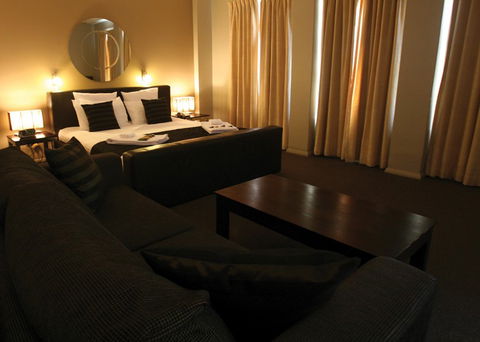 The Clarendon Hotel - Yarra Valley Accommodation 1