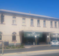 White Hart Hotel - Yarra Valley Accommodation