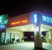 Sun Palms Hotel Motel - Yarra Valley Accommodation