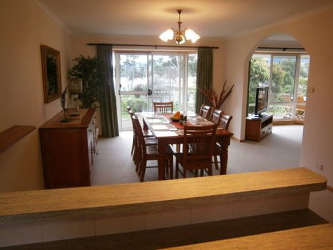 Portside Cygnet Accommodation - Yarra Valley Accommodation 2