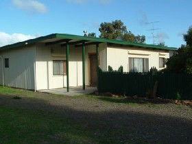 Caramor Cottages - Nathan's Nook - Yarra Valley Accommodation 0