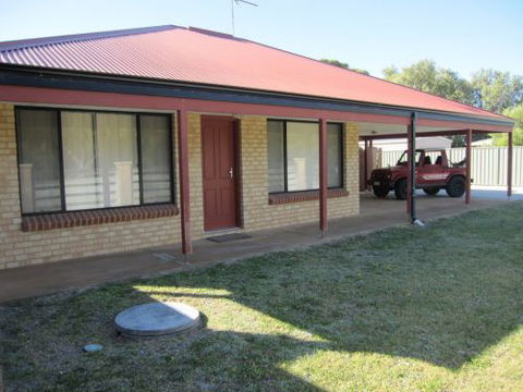 Lancelin Beach Breaks Holiday Accommodation - Yarra Valley Accommodation 4