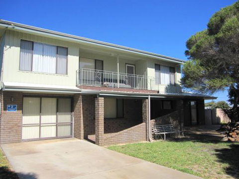 Lancelin Beach Breaks Holiday Accommodation - Yarra Valley Accommodation 5