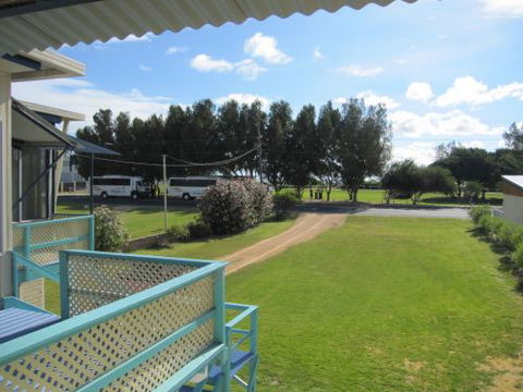 Lancelin Beach Breaks Holiday Accommodation - Yarra Valley Accommodation 6
