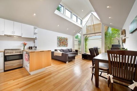 Port Melbourn Cottage - Stay Innercity - Yarra Valley Accommodation 2
