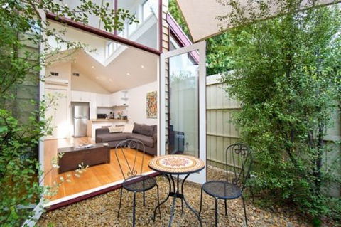 Port Melbourn Cottage - Stay Innercity - Yarra Valley Accommodation 3
