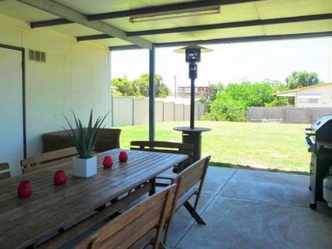 Lancelin Accommodation Service - Yarra Valley Accommodation 2