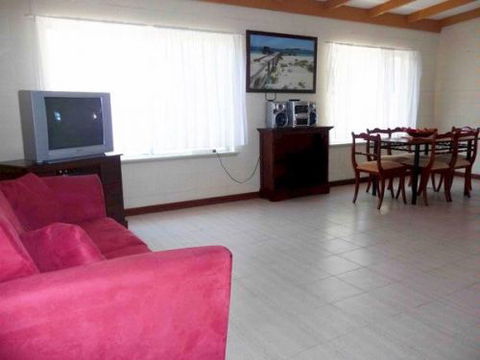 Lancelin Accommodation Service - Yarra Valley Accommodation 6