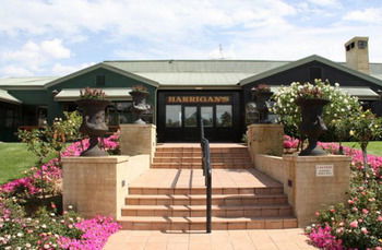 Harrigan's Irish Pub & Accommodation - Yarra Valley Accommodation 38