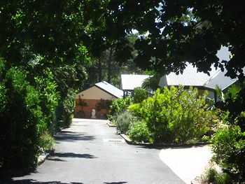Bungunyah Apartments - Yarra Valley Accommodation 5
