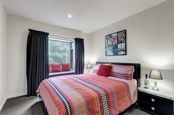 Bungunyah Apartments - Yarra Valley Accommodation 9
