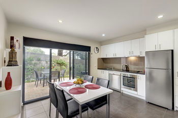 Bungunyah Apartments - Yarra Valley Accommodation 11