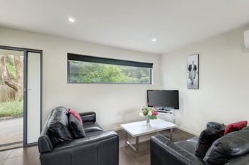 Bungunyah Apartments - Yarra Valley Accommodation 12
