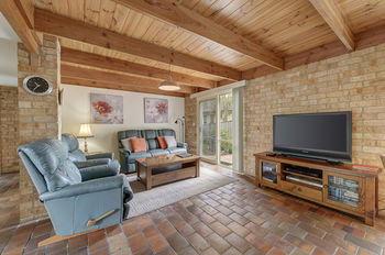 Bungunyah Apartments - Yarra Valley Accommodation 15