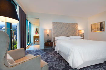 Sheraton Melbourne Hotel - Yarra Valley Accommodation 0
