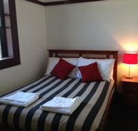 The Cooks Hill Hotel - Yarra Valley Accommodation