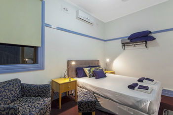 Commonwealth Hotel Newcastle - Yarra Valley Accommodation 3