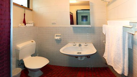 Lakeside Lodge, Falls Creek - Yarra Valley Accommodation 3