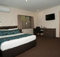 Comfort Inn  Suites Robertson Gardens - Yarra Valley Accommodation