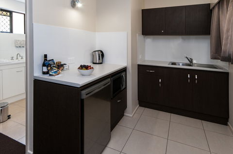 Comfort Inn & Suites Robertson Gardens - Yarra Valley Accommodation 7