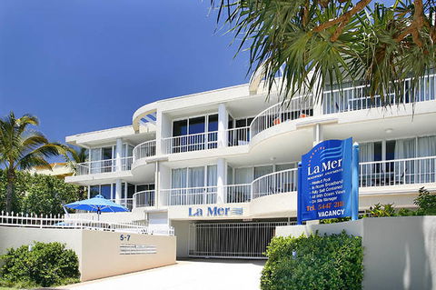 La Mer Sunshine Beachfront Apartments - Yarra Valley Accommodation 1