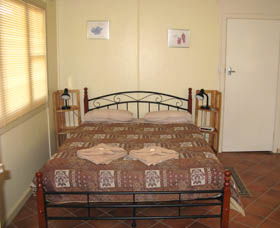 Lake Grace Saltbush Inn - Yarra Valley Accommodation 1